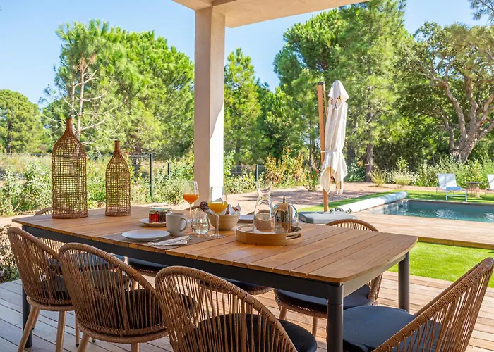 Calarossa Bay 公寓式酒店 维琪奥港