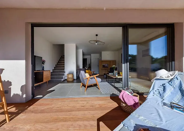 Calarossa Bay 维琪奥港