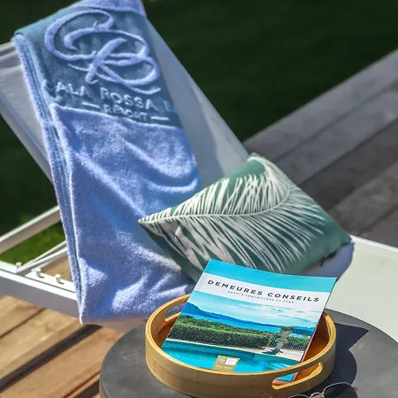 Aparthotel Calarossa Bay 4*