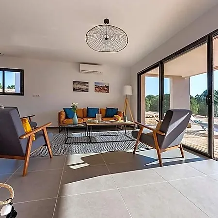 Apart-hotel Calarossa Bay 4*