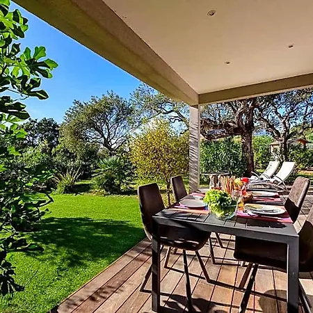 Calarossa Bay Apart-hotel 4*